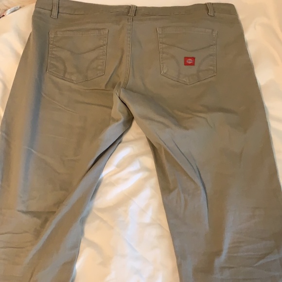 Dickies khaki pants - Picture 3 of 12